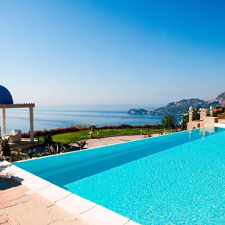 Buena Vista Villa Letojanni